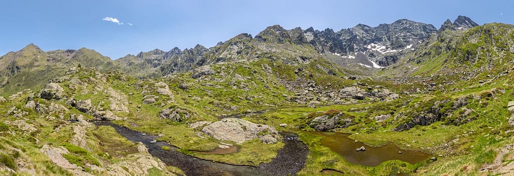 Uitzicht op route naar Etang de Médécourbe