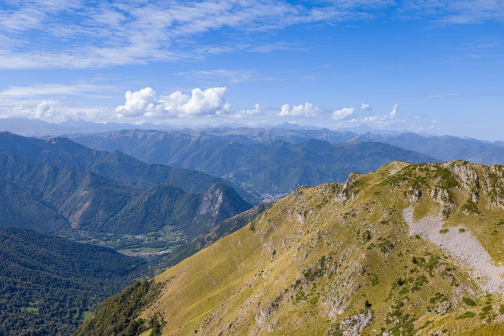 Uitzicht vanaf Pic de l'Escalette in Pyreneeën, Haute-Garonne