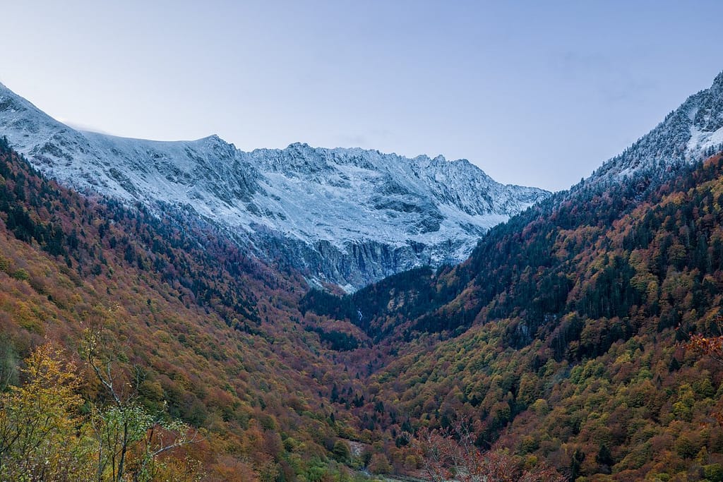 Herfstkleuren Pyreneeën Ariège vroeg in de morgen