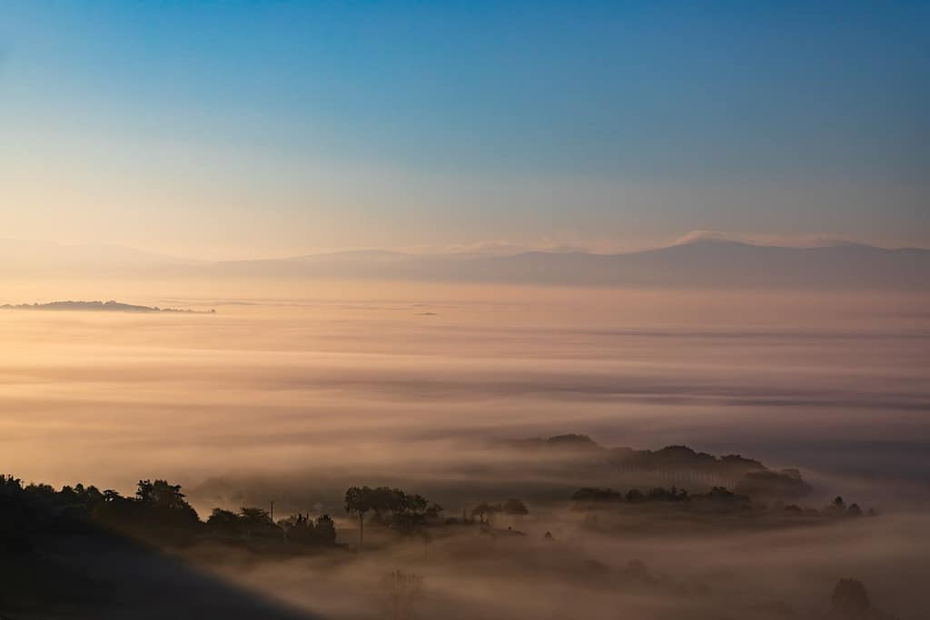 Langs de D83 voor Lautrec