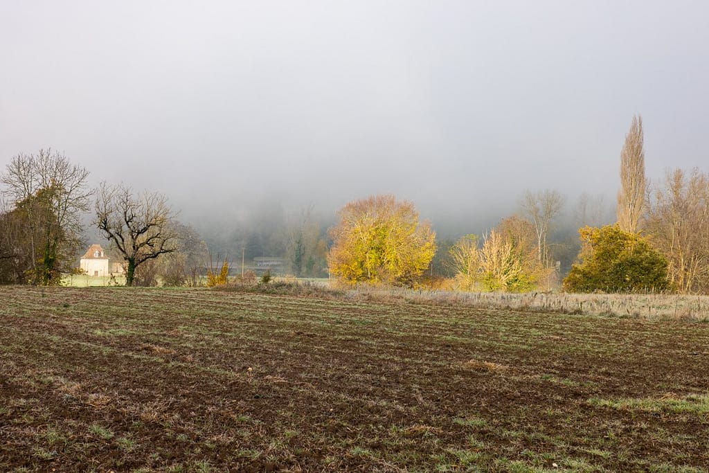 Langs D8 bij Calvignac