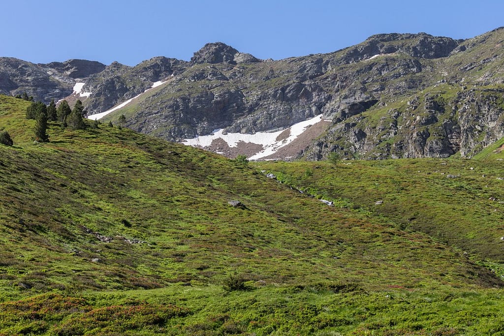 Uitzicht langs wandeling naar Étangs de Fontargente