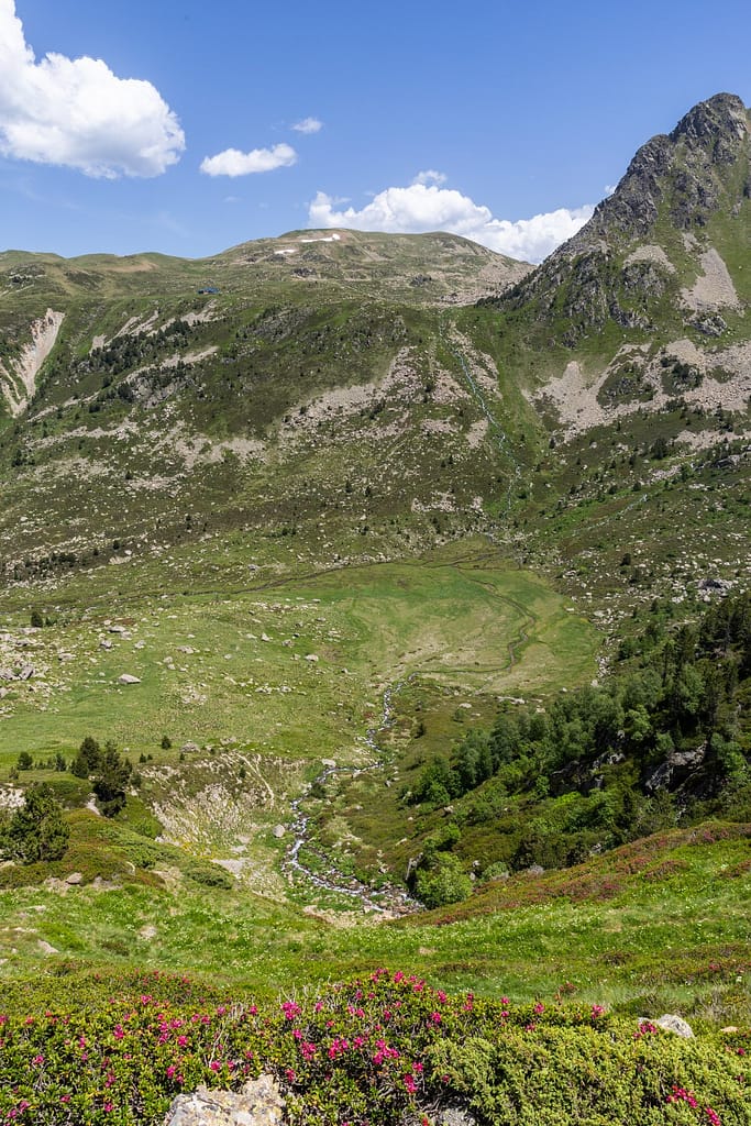 Uitzicht langs wandeling naar Étangs de Fontargente
